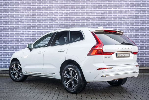 Volvo XC60 T6 Recharge AWD 250 kW image number 4