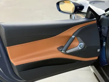 Car image 41