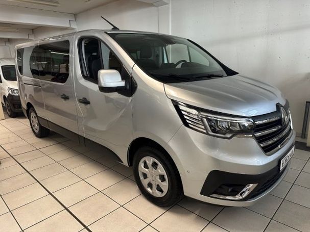 Renault Trafic Grand Blue dCi 150 Life EDC 110 kW image number 1