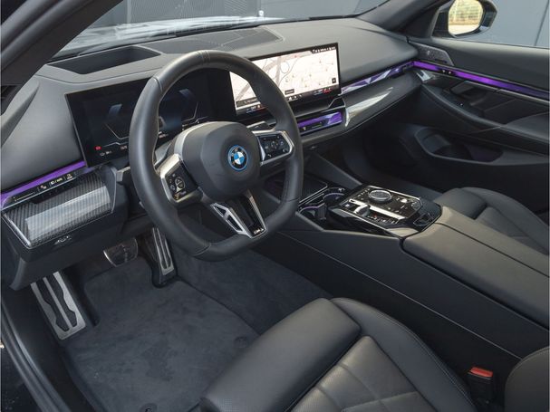 BMW i5 xDrive40 M Sport Pro 290 kW image number 16