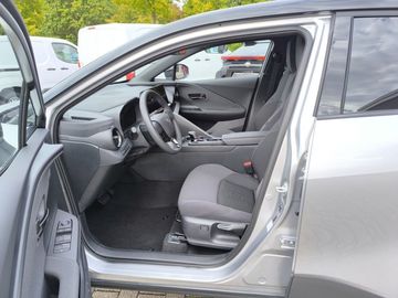 Car image 11