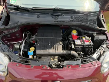 Car image 20