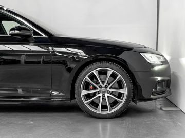 Car image 37