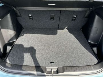 Car image 37