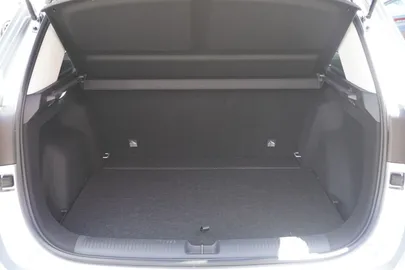 Car image 33