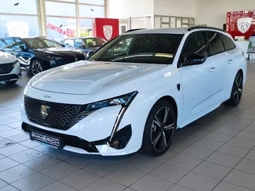 Car image 30