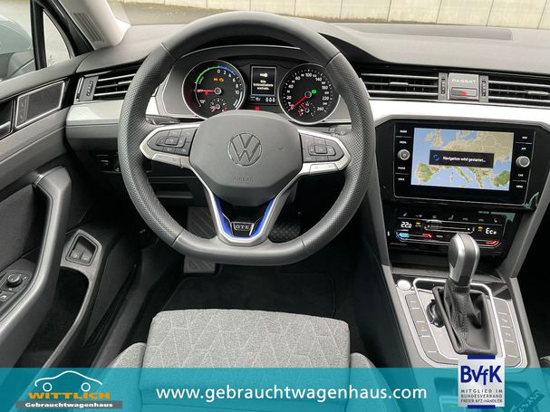 Volkswagen Passat GTE 1.4 DSG 160 kW image number 17