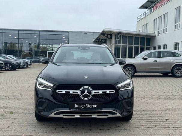 Mercedes-Benz GLA 180 100 kW image number 3