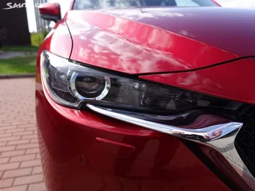 Car image 29