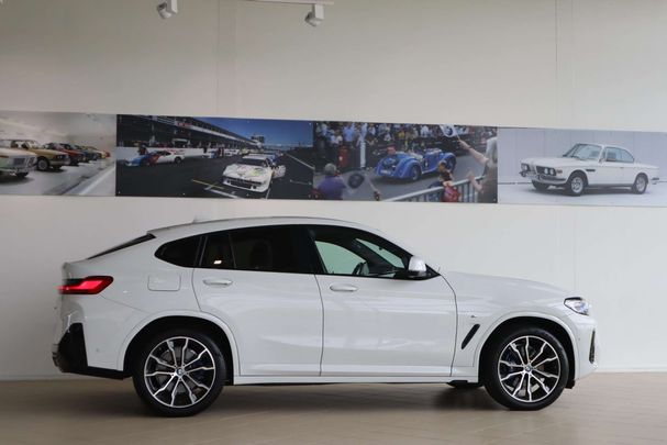 BMW X4 xDrive30i 180 kW image number 3