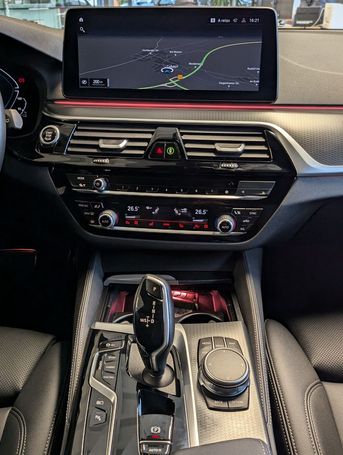 BMW 530 Touring 215 kW image number 21