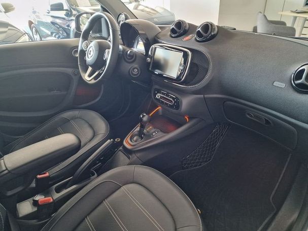 Smart ForTwo cabrio EQ 60 kW image number 9