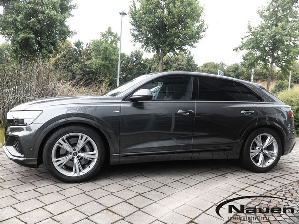 Audi Q8 55 TFSIe 280 kW image number 1