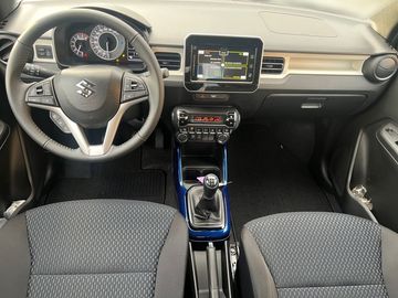 Car image 10