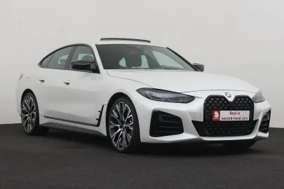 Car image 3