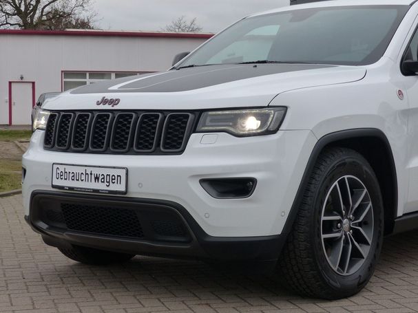 Jeep Grand Cherokee 3.0 Trailhawk 184 kW image number 2