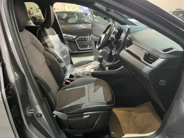 Car image 23