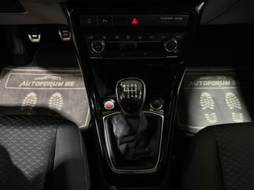 Car image 23