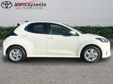 Car image 2