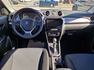 Car image 11