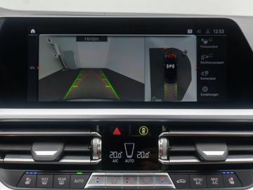Car image 38