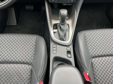 Car image 14