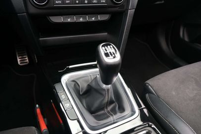 Car image 31