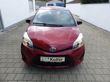 Car image 2