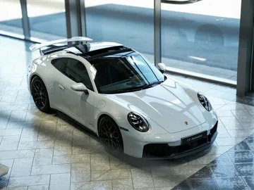 Car image 37