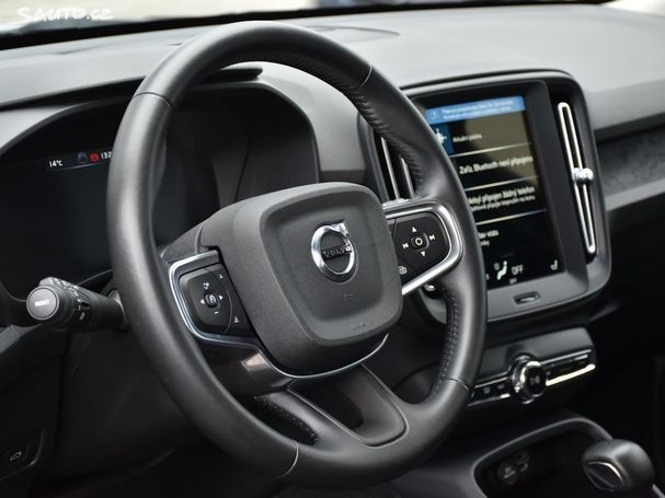 Volvo XC40 T2 95 kW image number 3