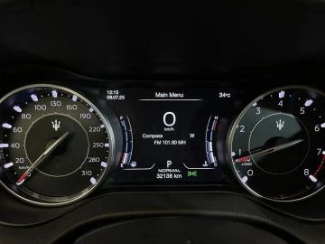 Car image 28