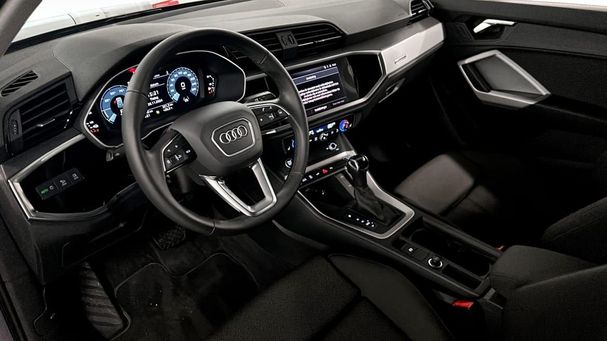 Audi Q3 45 TFSIe 182 kW image number 5