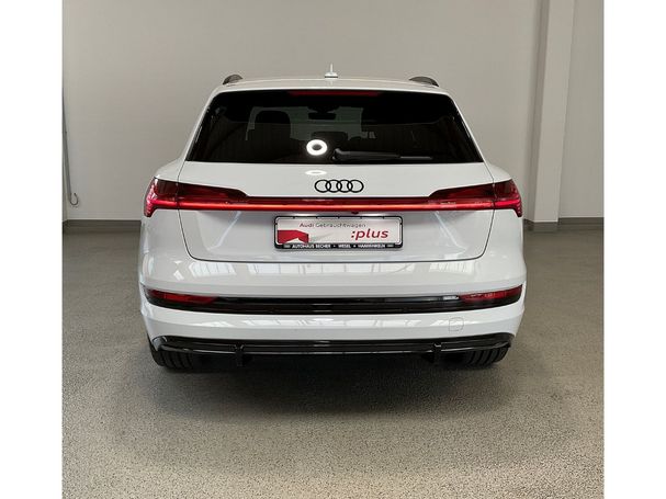 Audi e-tron 55 quattro S-line 300 kW image number 4