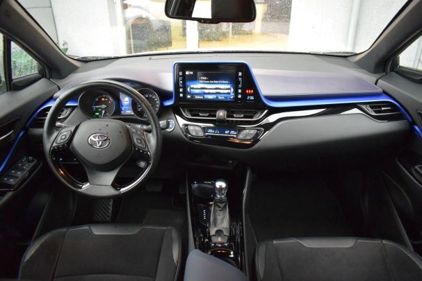 Toyota C-HR 90 kW image number 11