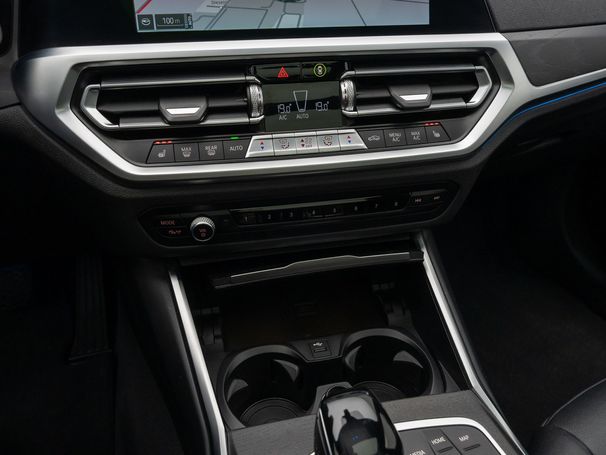 BMW 330 Touring e M Sport 215 kW image number 33