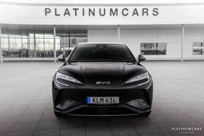 Car image 2