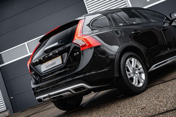 Volvo V60 Cross Country D3 Summum 110 kW image number 9