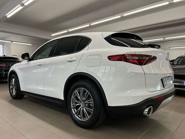 Alfa Romeo Stelvio 2.2 Diesel AT8 118 kW image number 9