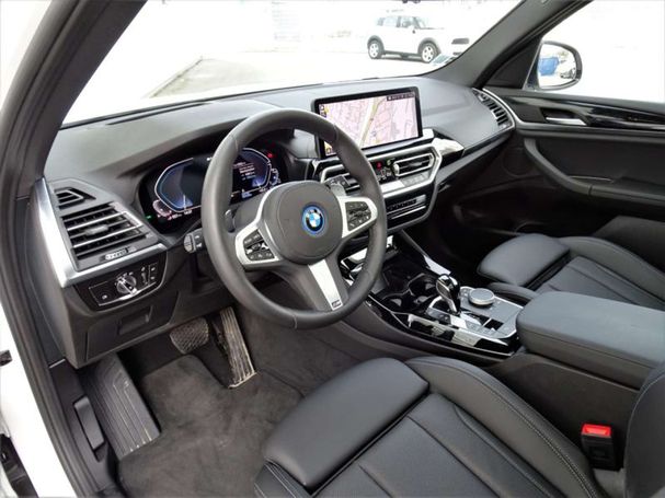 BMW X3 xDrive 137 kW image number 8