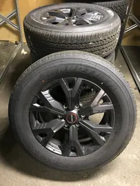 Car image 27