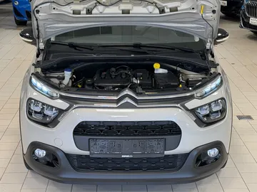Car image 37
