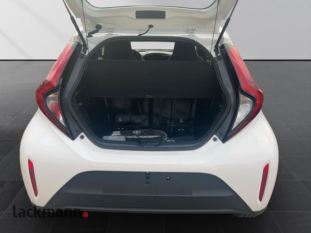 Toyota Aygo X 1.0 53 kW image number 15