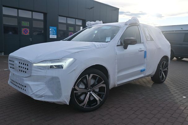 Volvo XC60 B4 Plus Dark 145 kW image number 1