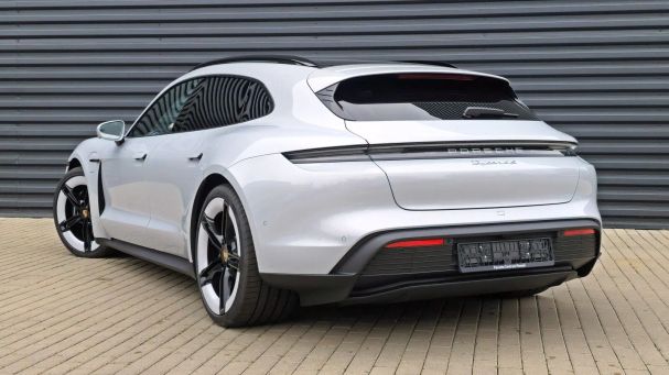 Porsche Taycan 440 kW image number 9