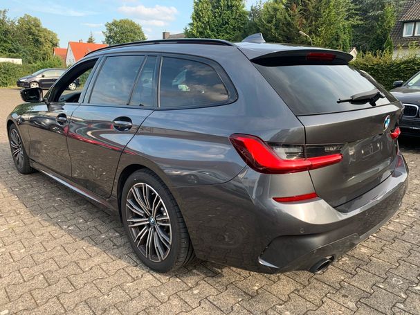 BMW 330d Touring xDrive M Sport 195 kW image number 4