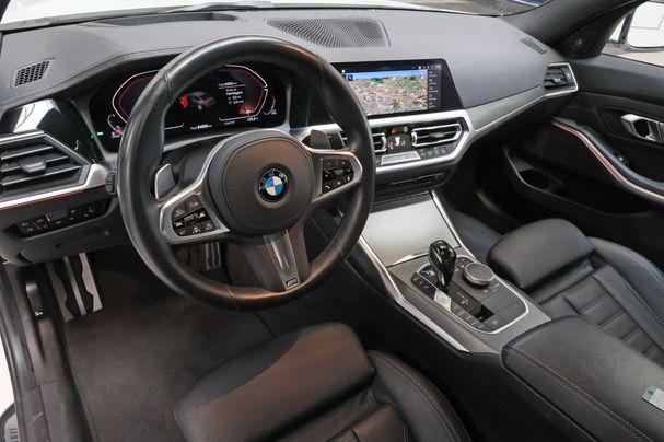 BMW 320d M Sport xDrive 140 kW image number 10