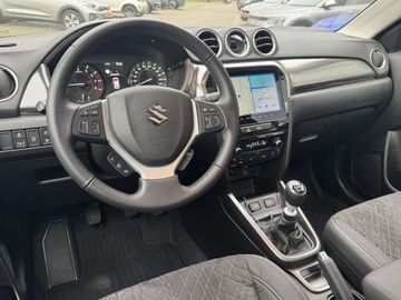 Car image 10