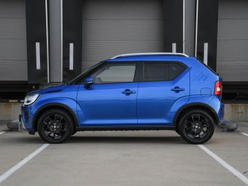Car image 3