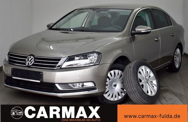 Volkswagen Passat Blue Comfortline 103 kW image number 1