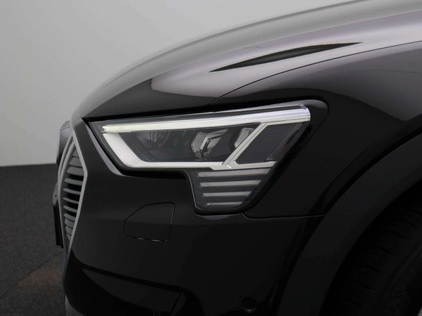 Audi e-tron 55 quattro 300 kW image number 17